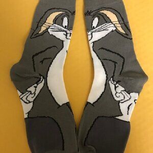PAIR OF BUGS BUNNY SOCKS UNISEX SIZE 6-12 BNWOT